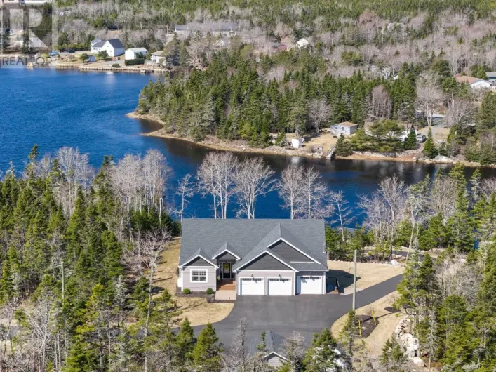 168 Hargrove Lane, Whites Lake