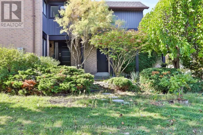 168 KINGSBRIDGE GARDEN CIRCLE, Mississauga