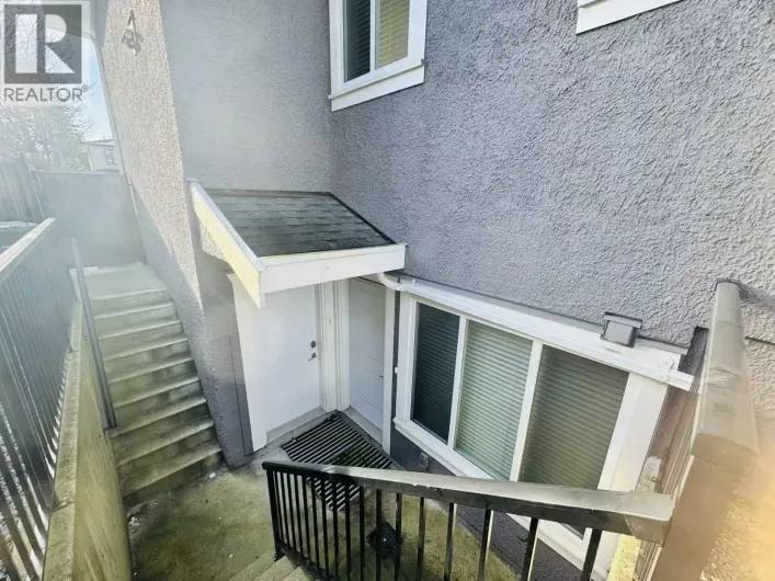 1680 REGAN AVENUE, Coquitlam