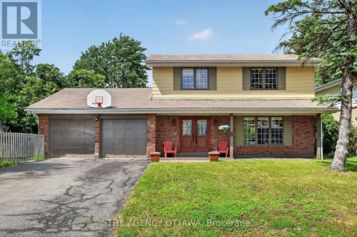 1681 AMBERDALE CRESCENT, Ottawa