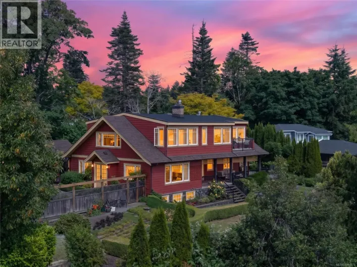 1685 Beaufort Ave, Comox