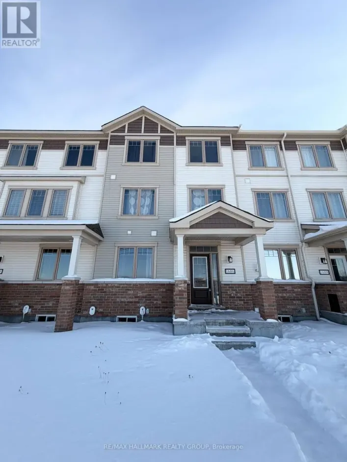 1686 MAPLE GROVE STREET, Ottawa