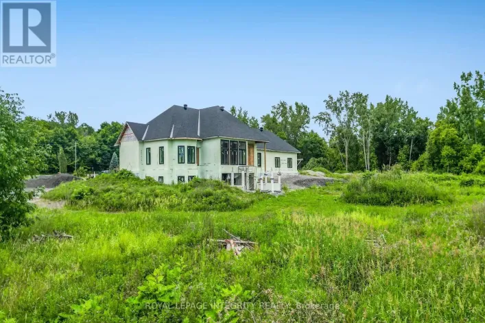 1695 OLD MONTREAL ROAD, Ottawa