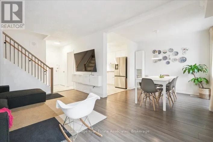 17 - 1230 GRIPSHOLM ROAD, Mississauga
