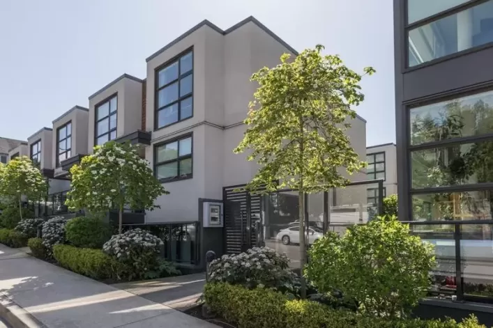 17 14820 BUENA VISTA AVENUE, White Rock