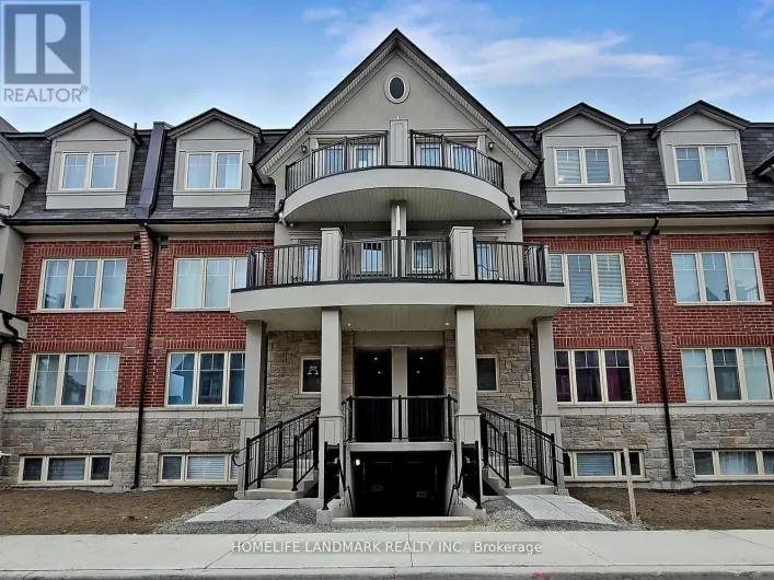 17 - 15 EATON PARK LANE, Toronto