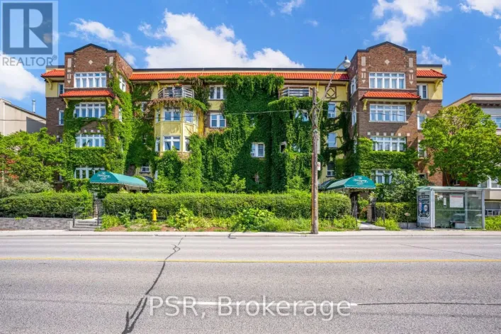 17 - 1599 BATHURST STREET, Toronto