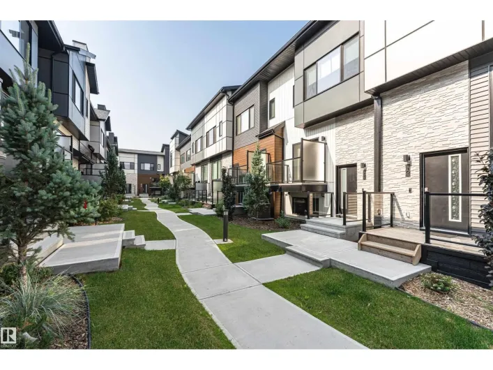 Row / Townhouse for sale: #17 1729 KEENE CR SW, Edmonton