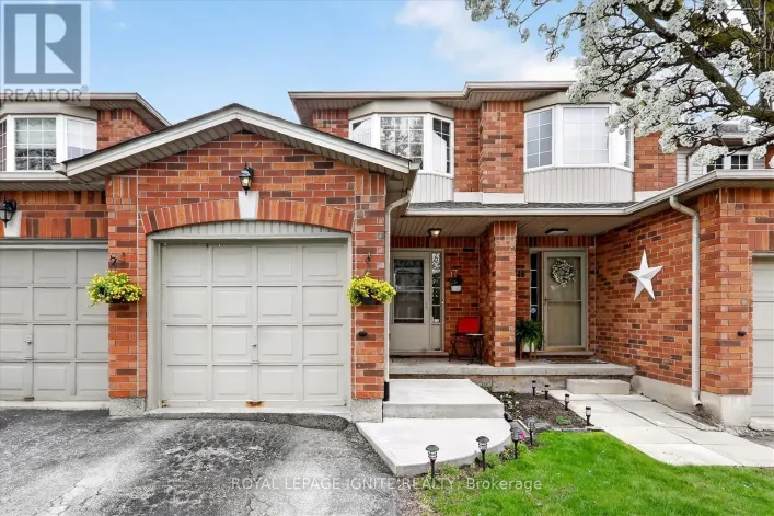 17 - 174 HIGHBURY DRIVE, Hamilton