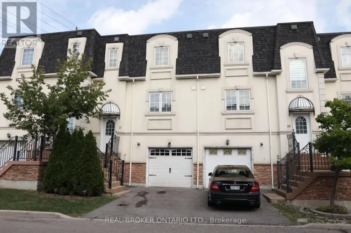 17 - 215 16TH AVENUE, Richmond Hill