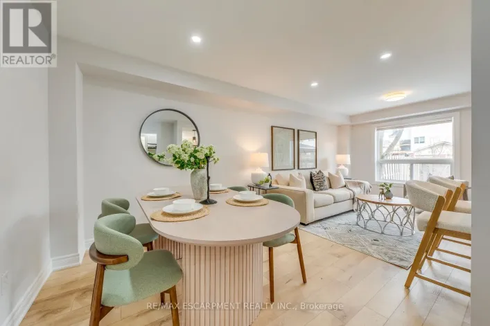 17 - 2350 GRAND RAVINE DRIVE, Oakville