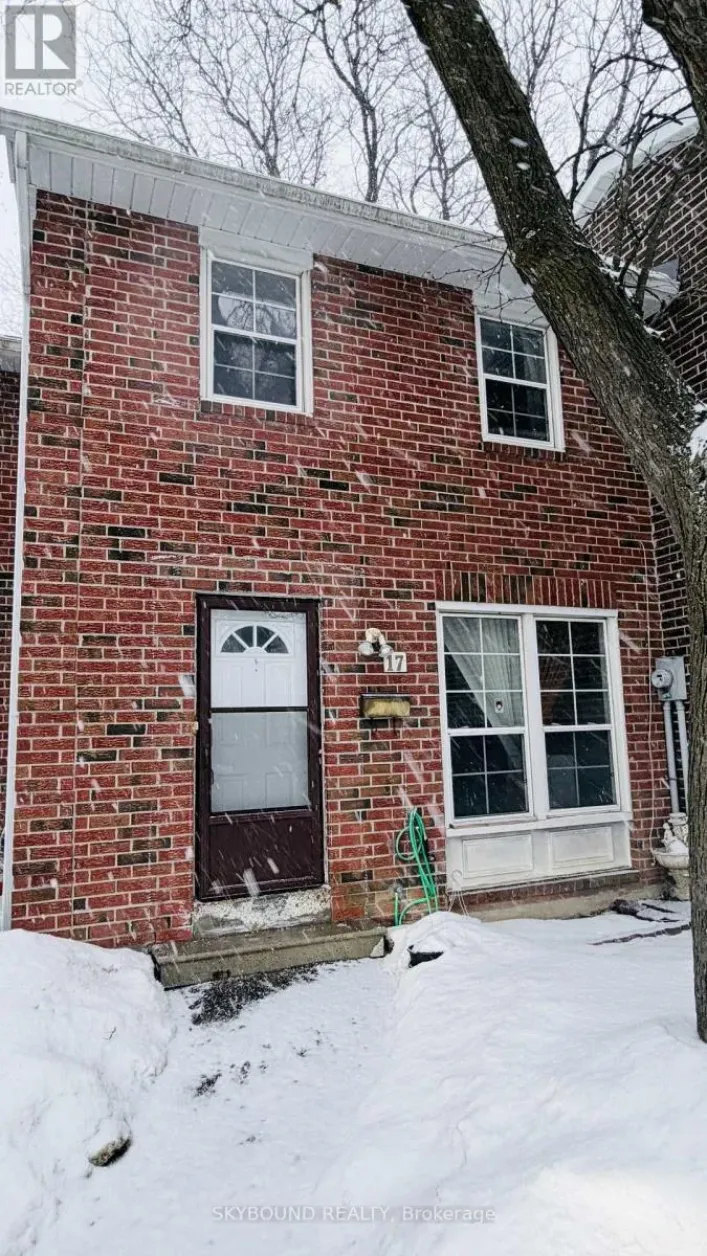 17 - 2550 BIRCHMOUNT ROAD W, Toronto