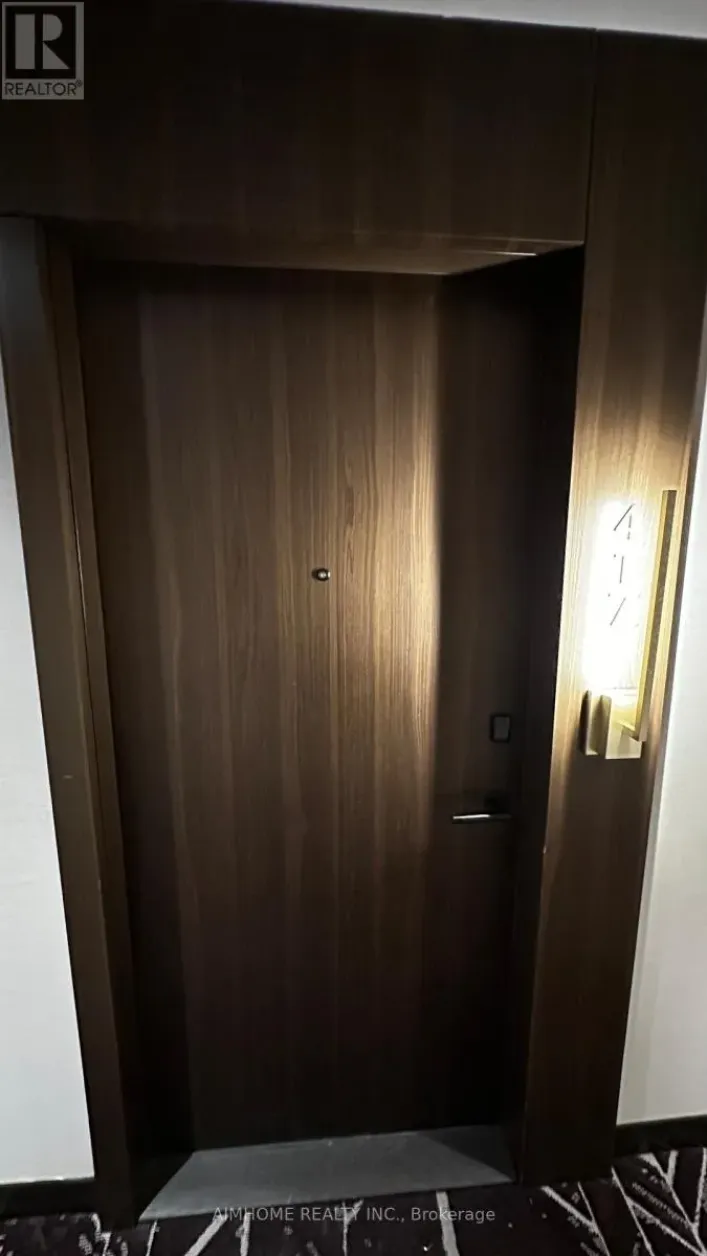 17 - 280 HOWLAND AVENUE, Toronto