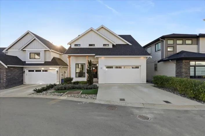 17 4217 OLD CLAYBURN ROAD, Abbotsford