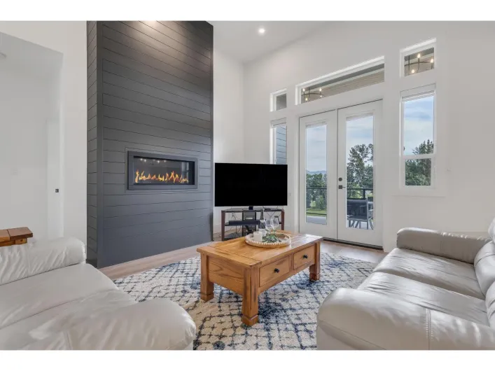 17 50778 LEDGESTONE PLACE|Eastern Hillsides, Chilliwack