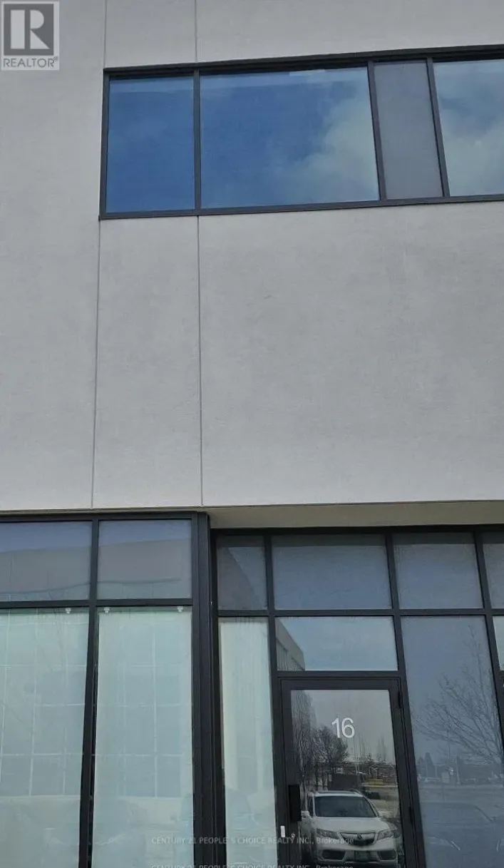 17 - 5270 SOLAR DRIVE, Mississauga