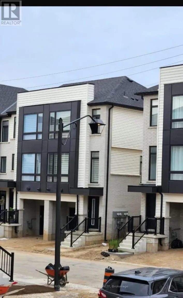 17 - 55 TOM BROWN DRIVE, Brant