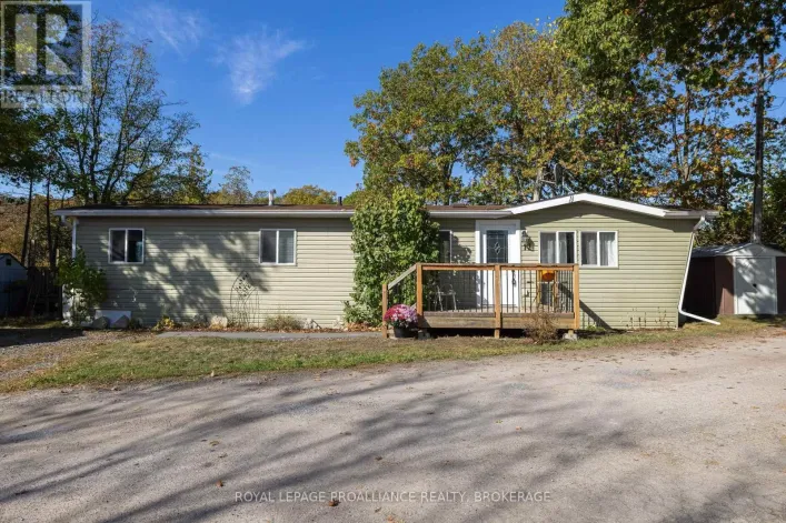 17 - 5569 BATH ROAD, Loyalist