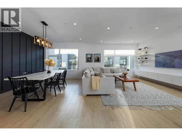 17 602 LILE DRIVE, North Vancouver