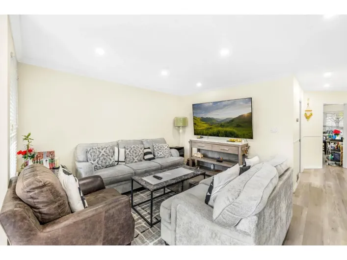 17 6478 121 STREET, Surrey