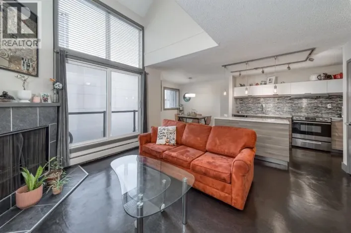 17, 711 3 Avenue SW, Calgary
