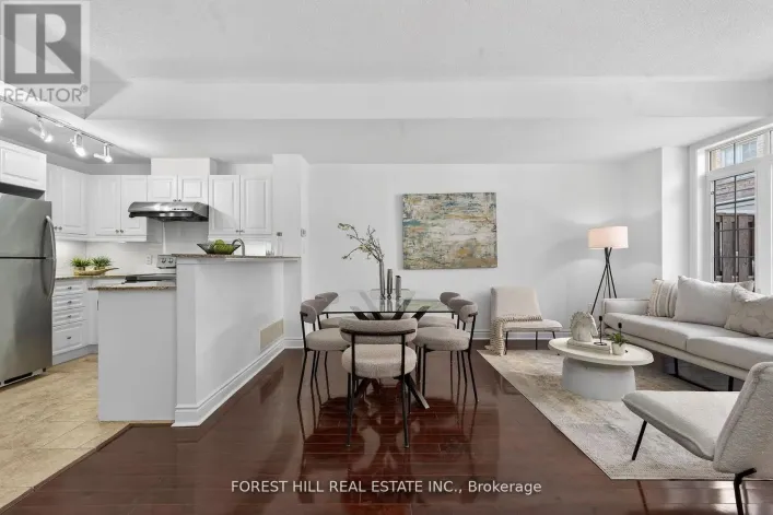 17 - 8 BRIGHTON PLACE, Vaughan