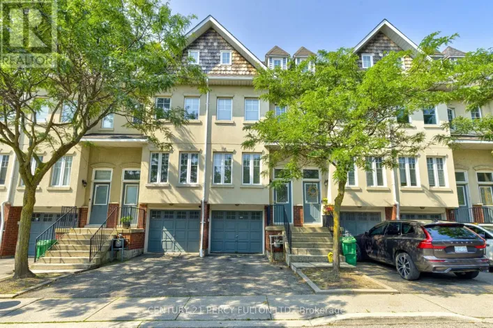 17 - 800 DUNDAS STREET W, Mississauga