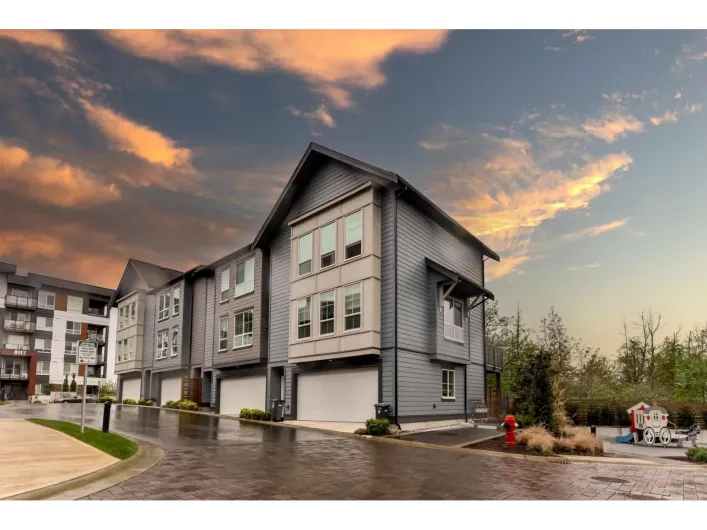 17 8120 200A STREET, Langley