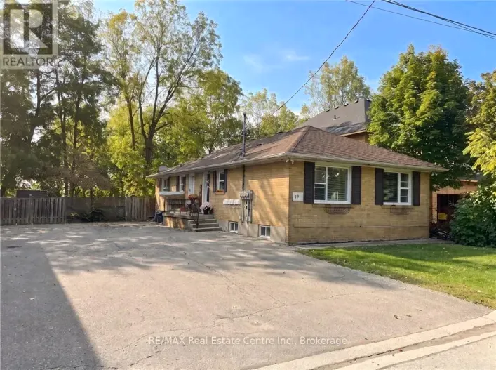 17 ACADEMY ROAD, Halton Hills