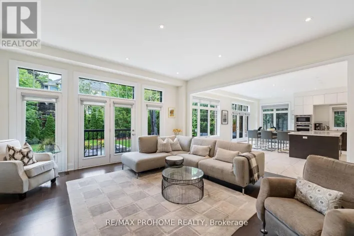 17 ALMA WALKER WAY, Markham