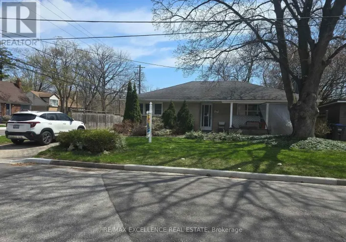17 ARMSTRONG STREET, Brampton