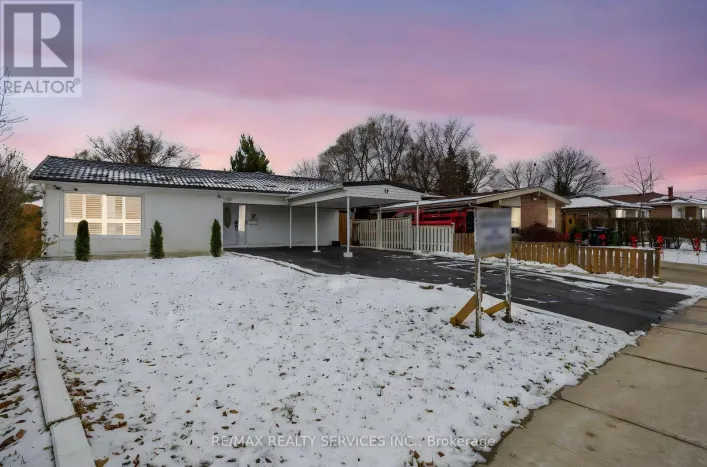 17 AVENING DRIVE, Toronto