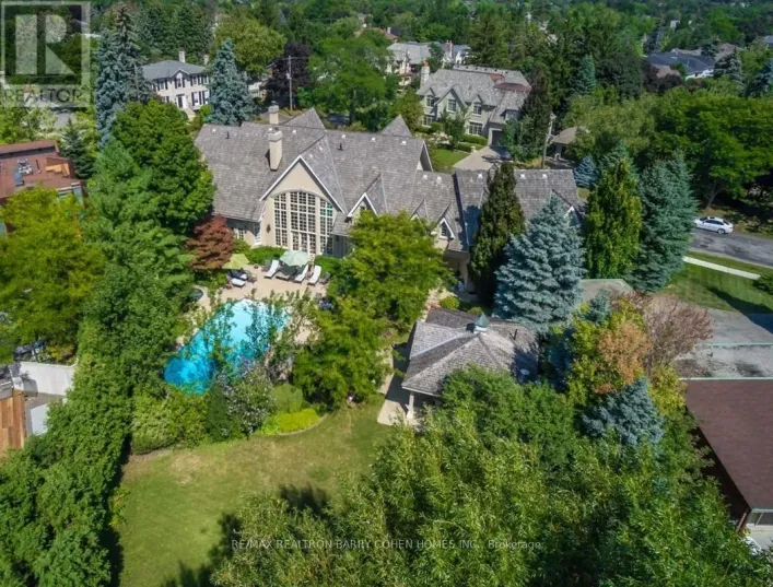 17 BAYVIEW RIDGE, Toronto