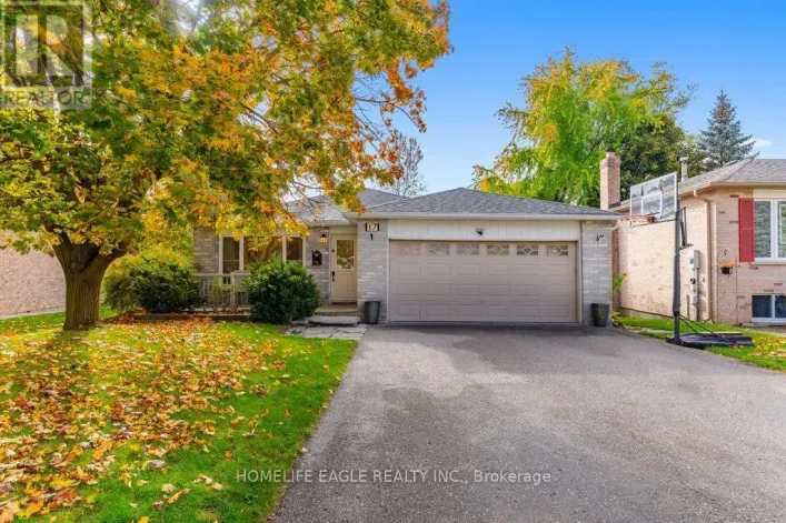 17 BECKETT AVENUE, East Gwillimbury