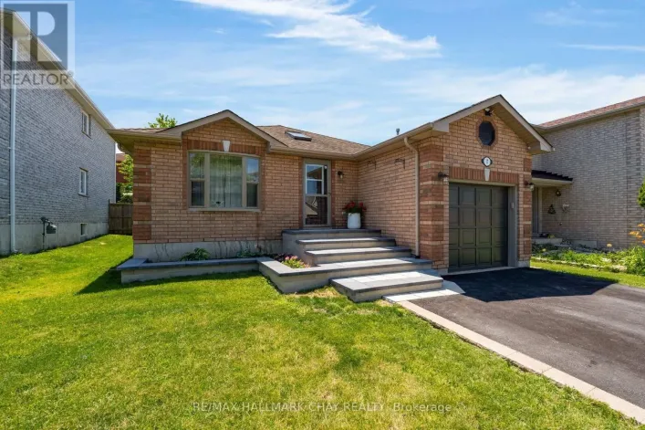17 BENJAMIN LANE, Barrie