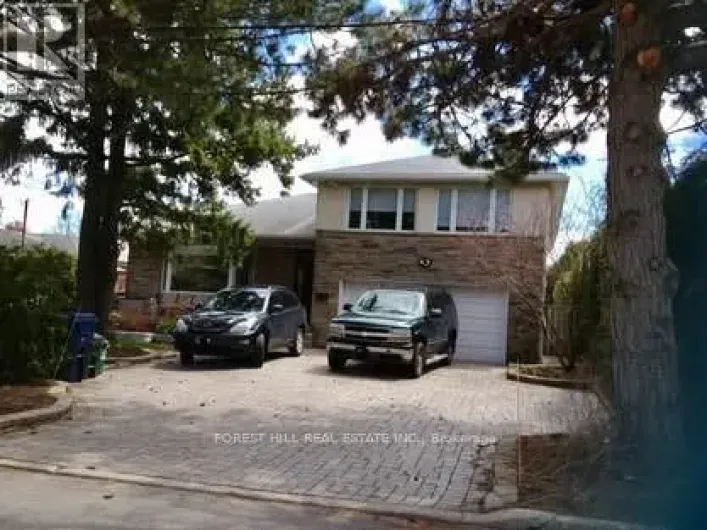 17 BLUE FOREST DRIVE, Toronto