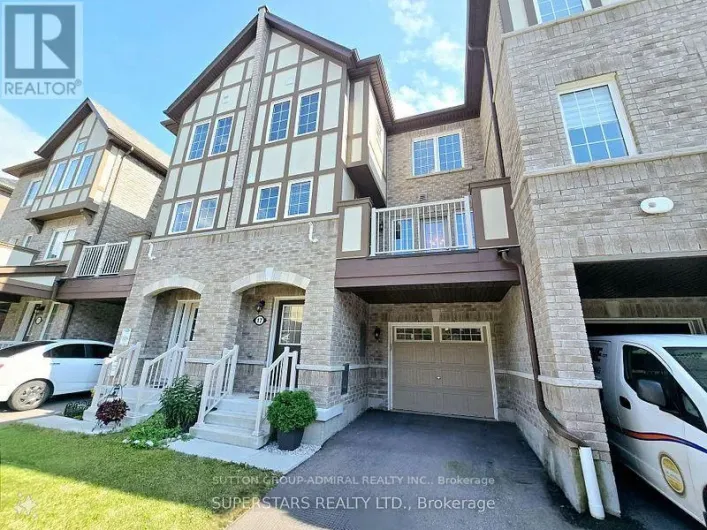 17 BLUEGILL CRESCENT, Whitby