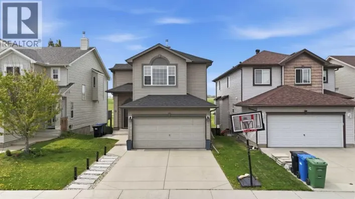 17 Bridlecrest Court SW, Calgary