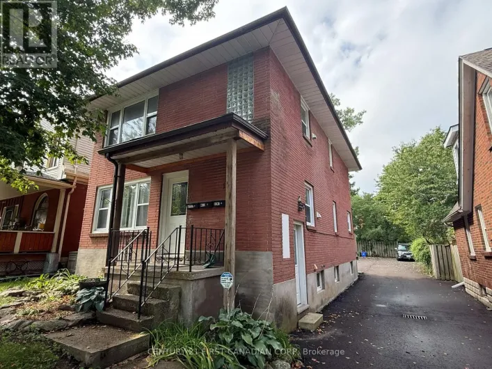 17 CARFRAE CRESCENT, London South
