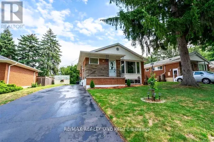 House for sale: 17 CARWYN CRESCENT, Hamilton