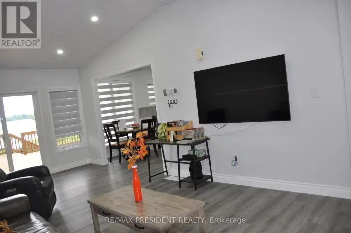 17 CEDAR BAY ROAD, Kawartha Lakes