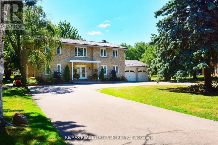 17 CRESCENT HILL DRIVE S, Brampton