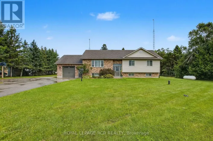 17 DEAKEN DRIVE, East Luther Grand Valley