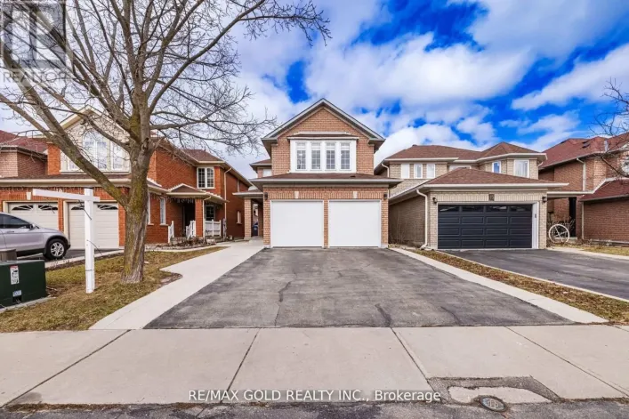 House for sale: 17 DOVESONG DRIVE, Brampton