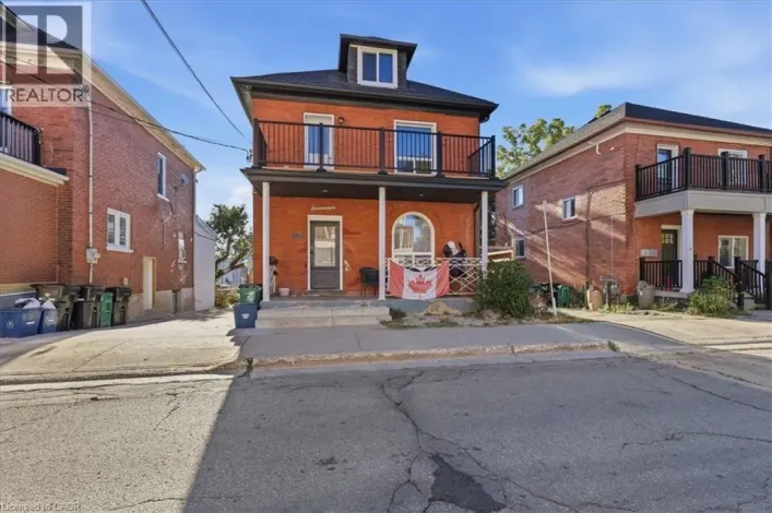17 EBY Street S Unit# LOWER, Kitchener
