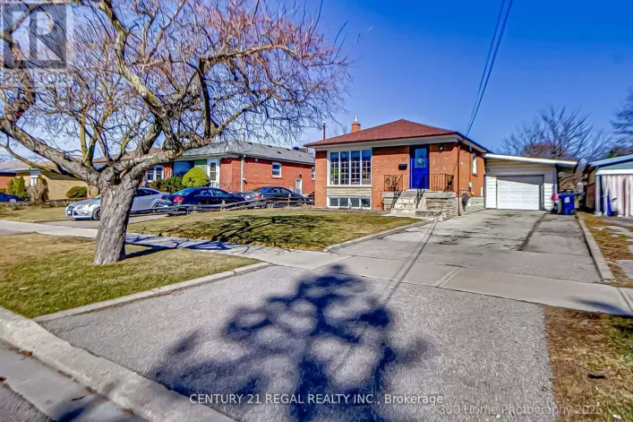 17 ELECTRO ROAD, Toronto