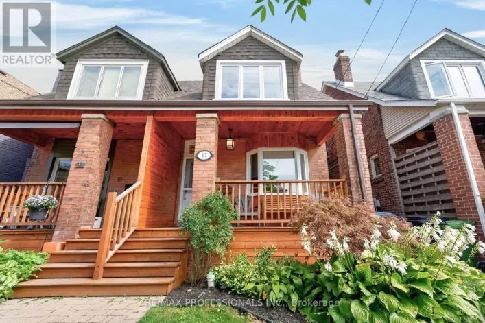 17 FIFTH STREET, Toronto