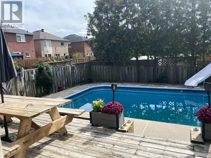 17 HARTRICK PLACE, Whitby