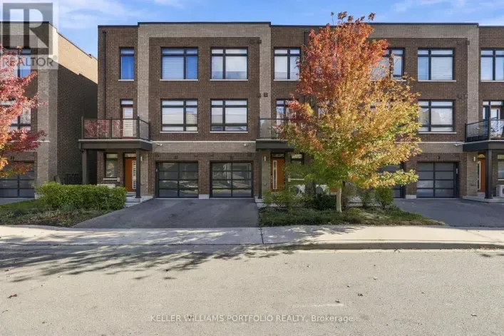 17 HEARNE STREET, Vaughan