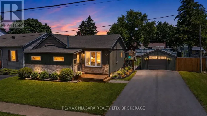 17 HUMBOLDT PARKWAY, Port Colborne